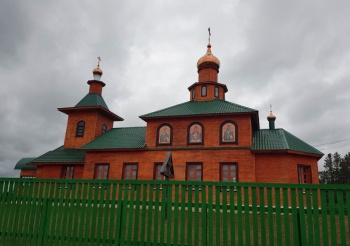 Никольская церковь в селе Колва - памятник деревянного зодчества