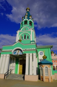 Свято-Троицкий собор в Ижевске - православная святыня Удмуртии