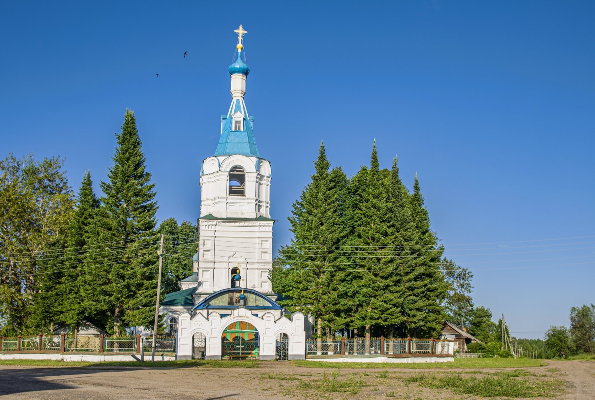 Церковь Покрова Пресвятой Богородицы в деревне Падерино