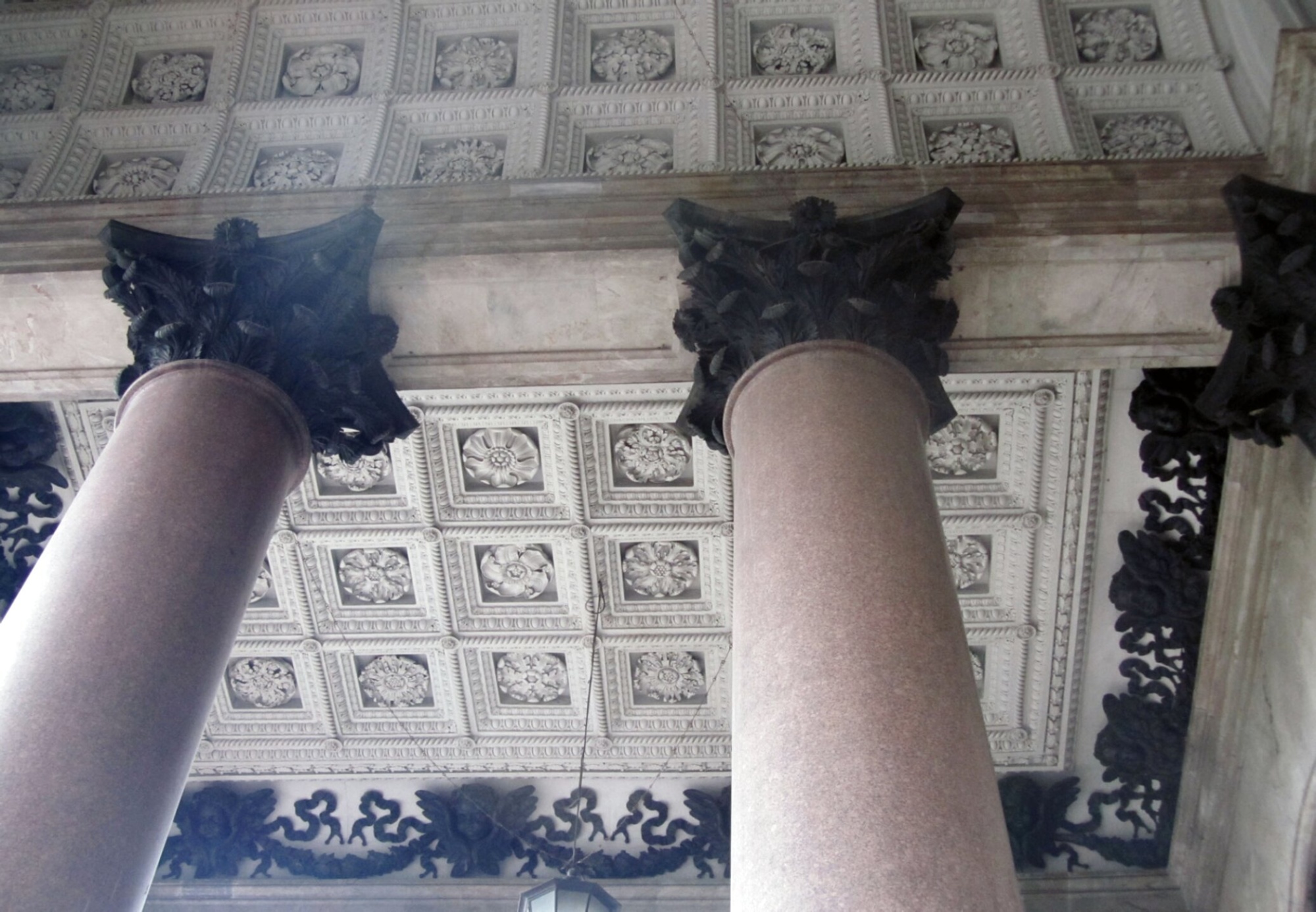 Храм Покрова Пресвятой Богородицы на Городне: история в камне