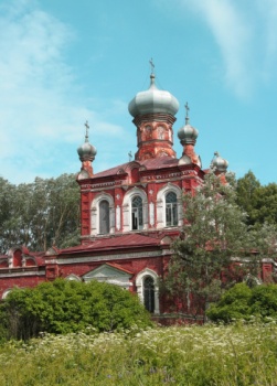 Храм Михаила Архангела в селе Зарубинки