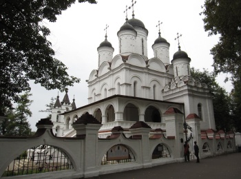 Церковь Преображения Господня в усадьбе Большие Вязёмы