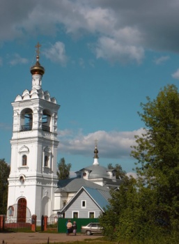 Храм Михаила Архангела в селе Загорново