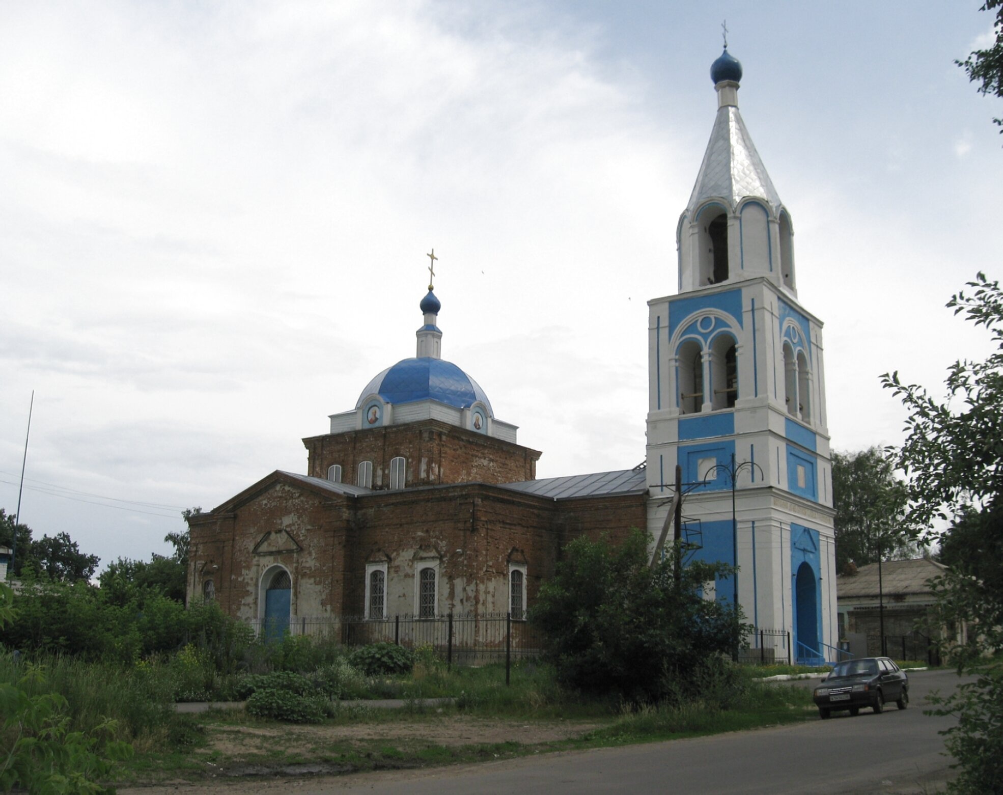 Храм в честь Смоленской иконы Божией Матери в городе Обоянь