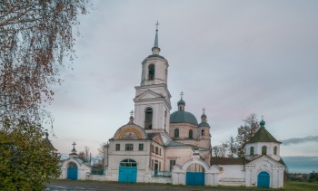 Троицкая церковь в селе Русские Края