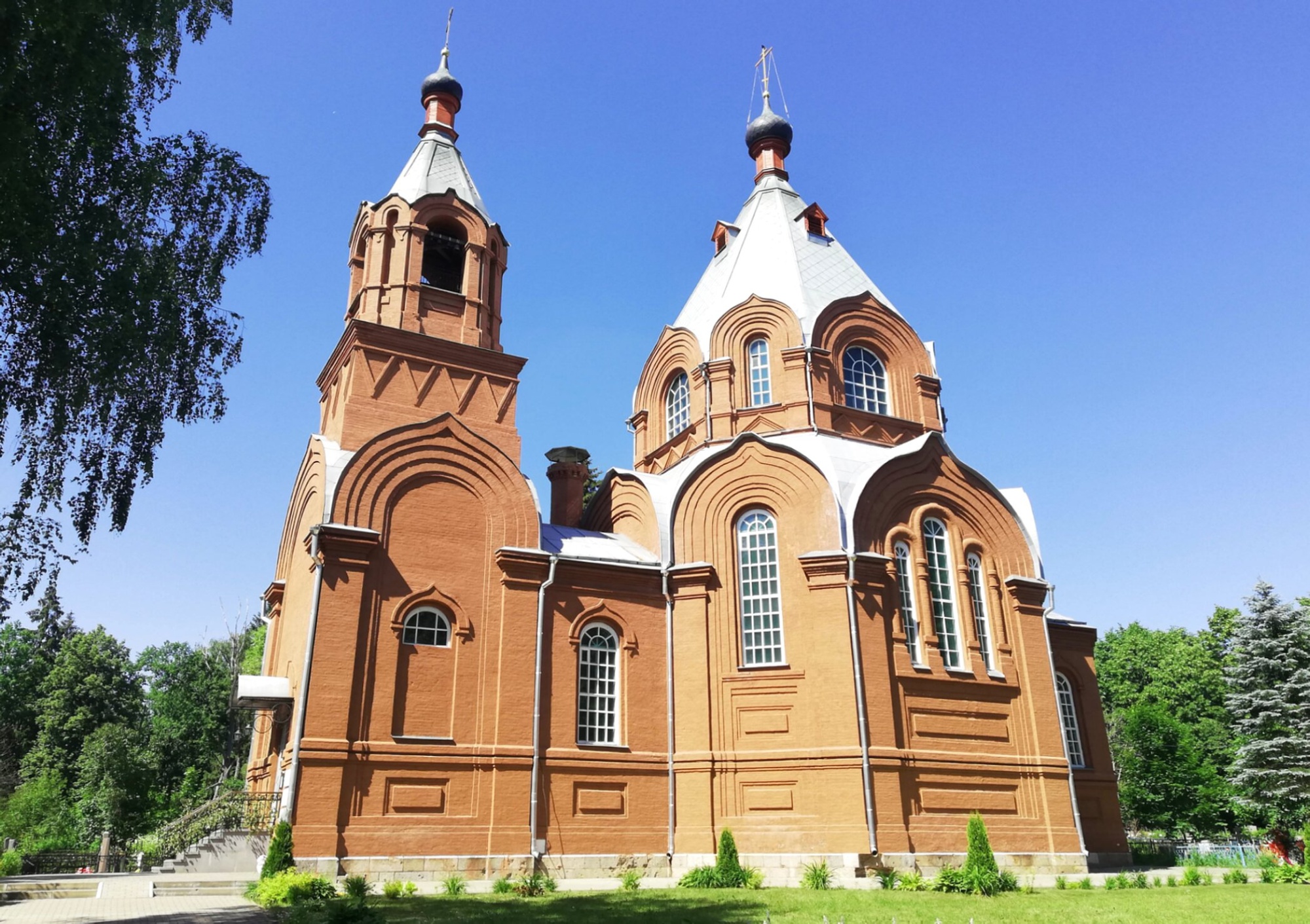 Церковь иконы Божией Матери «Знамение» в Комлево