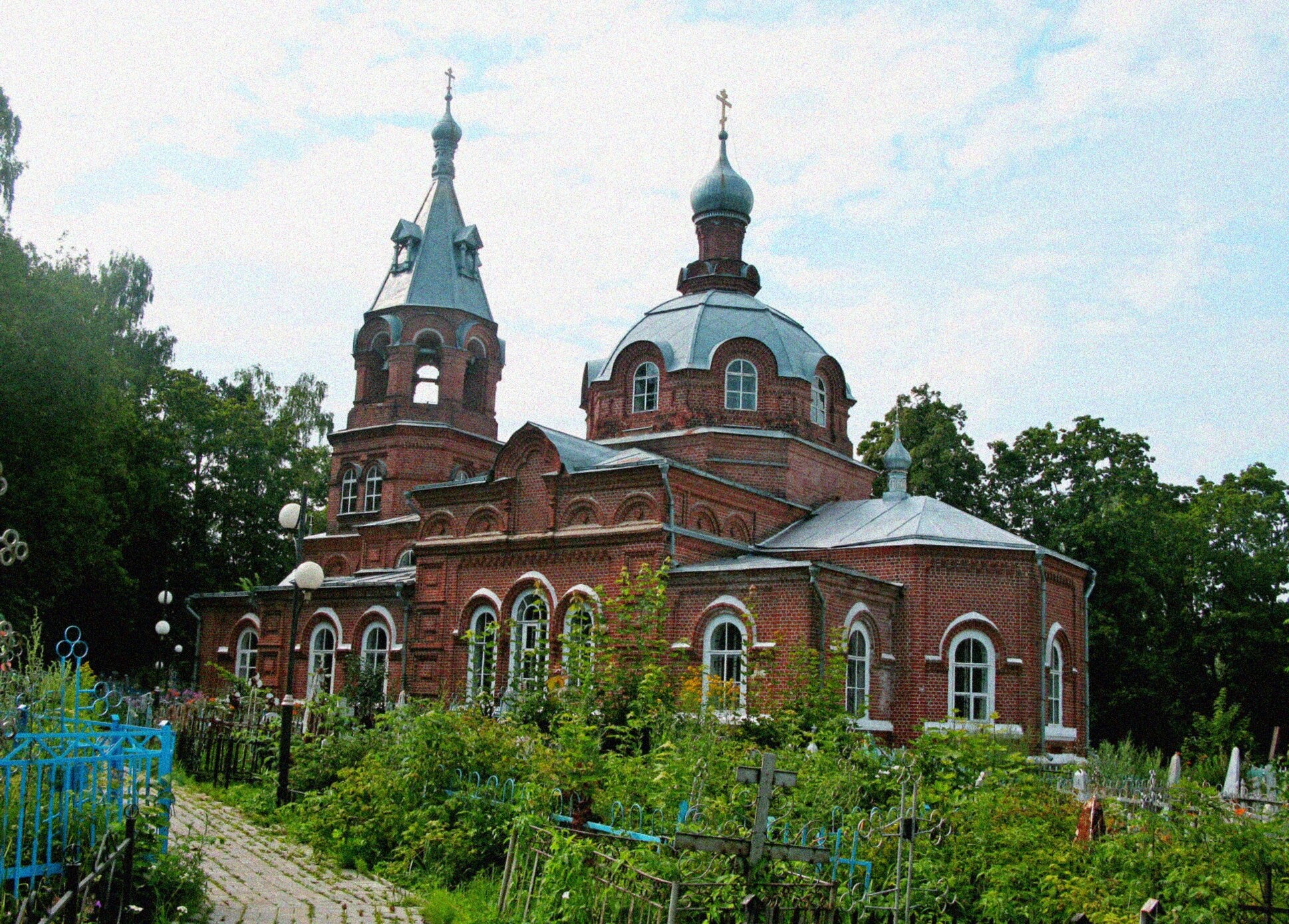 Церковь Всех Святых в Гороховце
