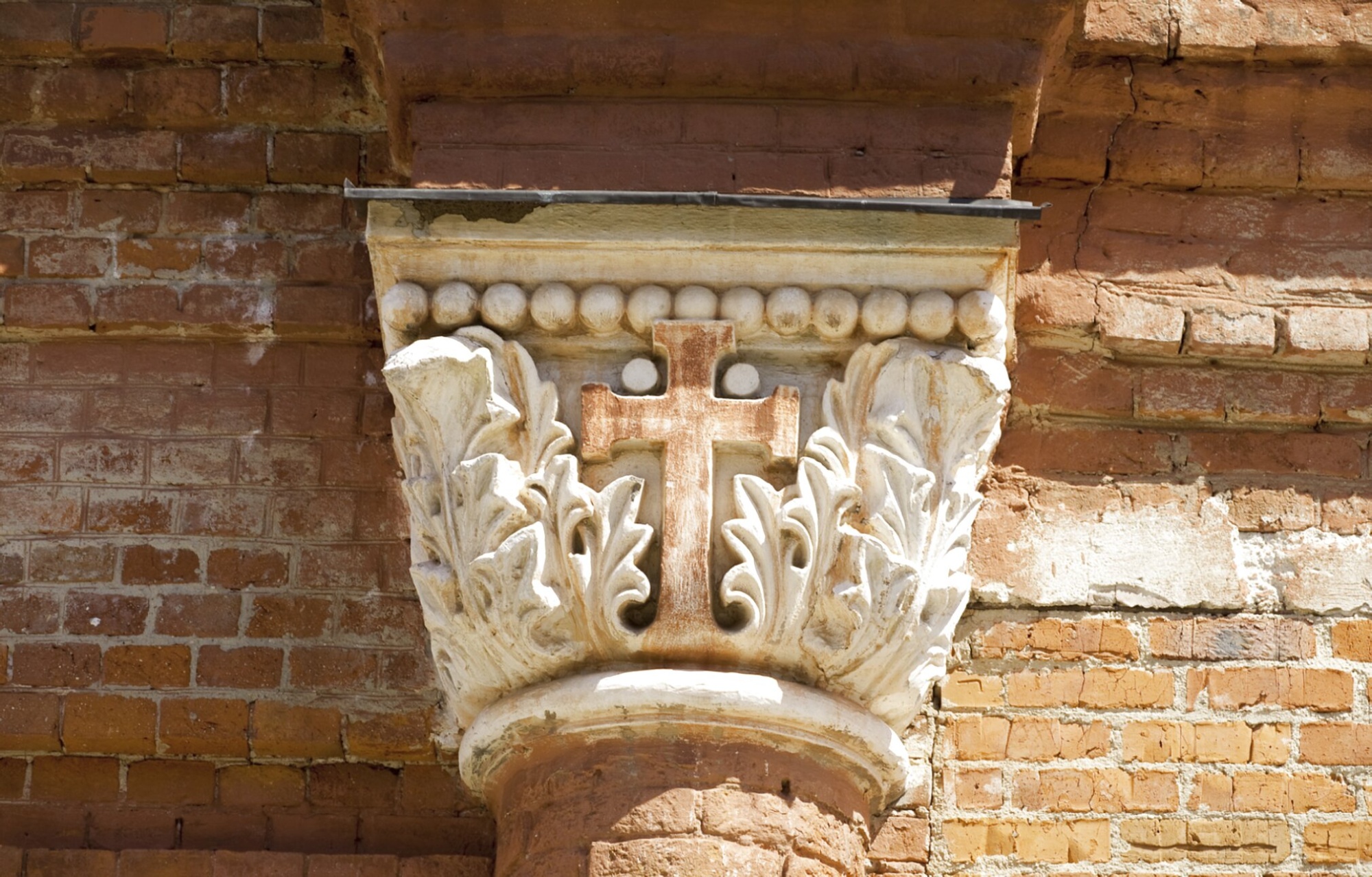 Капитель колонны Церкви Николая Чудотворца в Хотьково