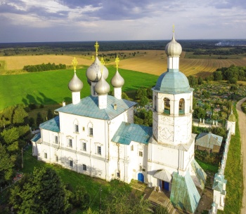 Церковь Пророка Божия Илии на Ильинском погосте в Засодимье