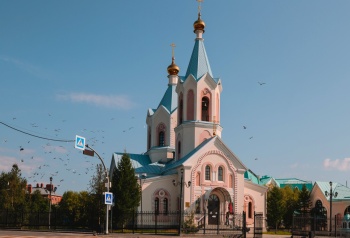 Храм Святых апостолов Петра и Павла в Салехарде