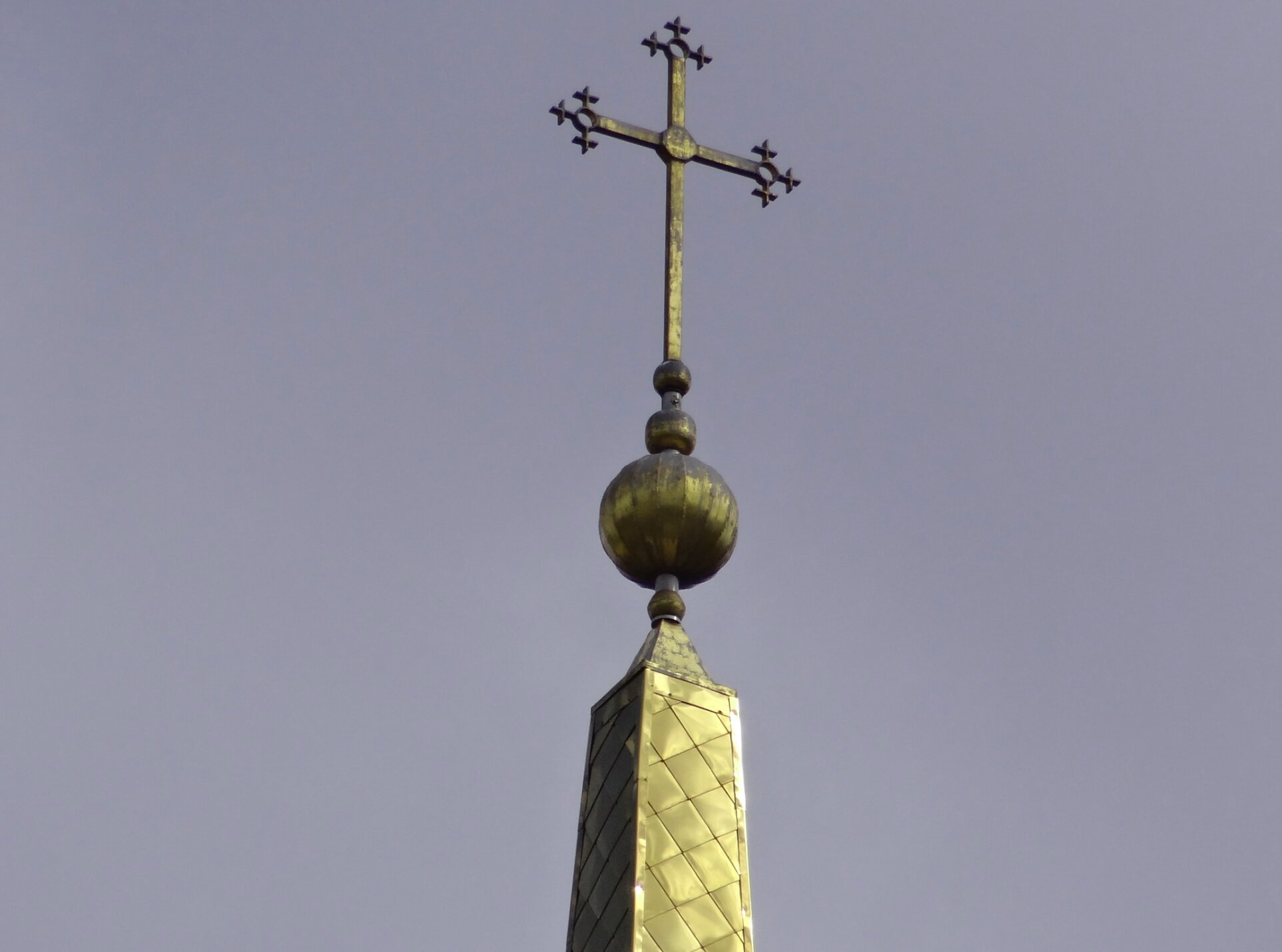 Купол Свято-Троицкого храма в Каменске-Уральском