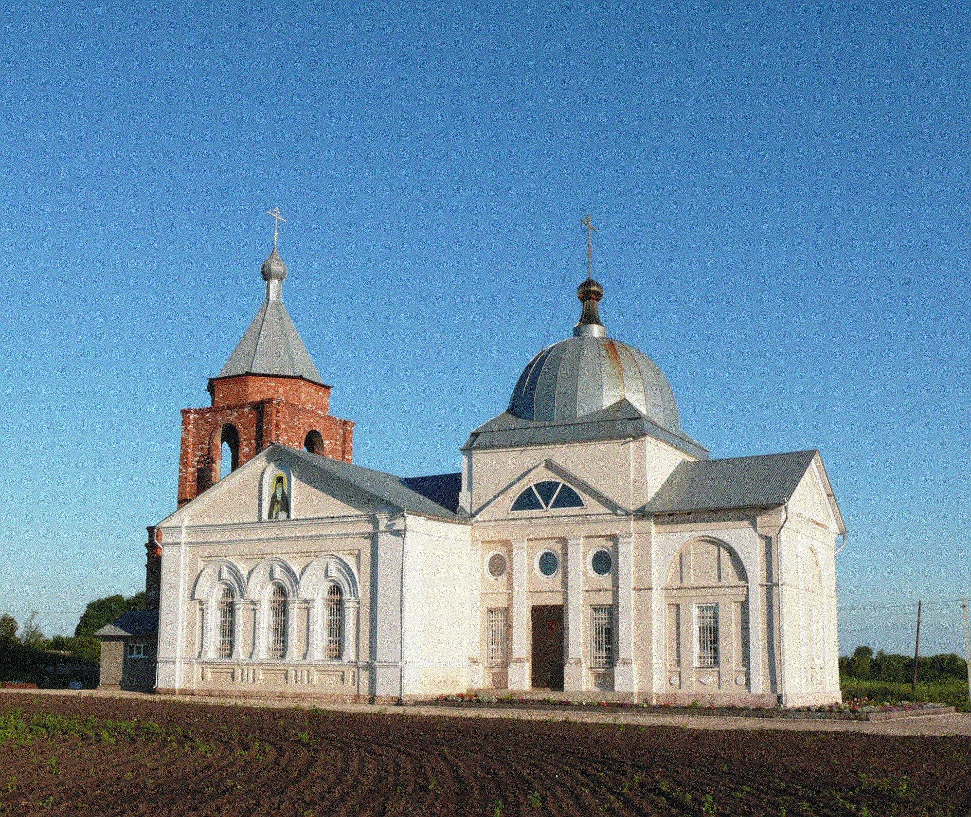 Храм Святителя Николая Чудотворца в селе Орловка