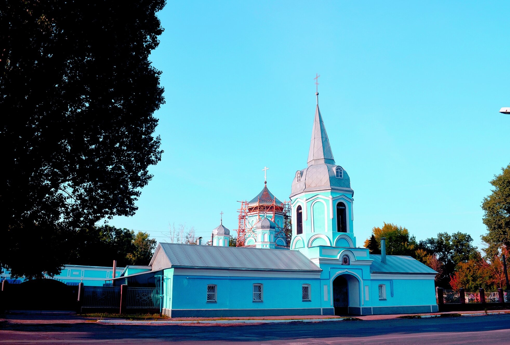 Церковь Успения Пресвятой Богородицы в Боброве
