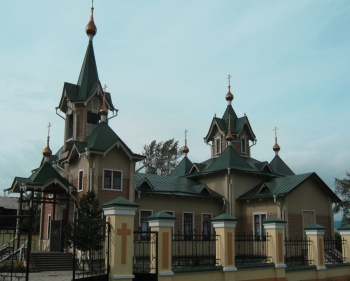 Свято-Никольская церковь в городе Слюдянка