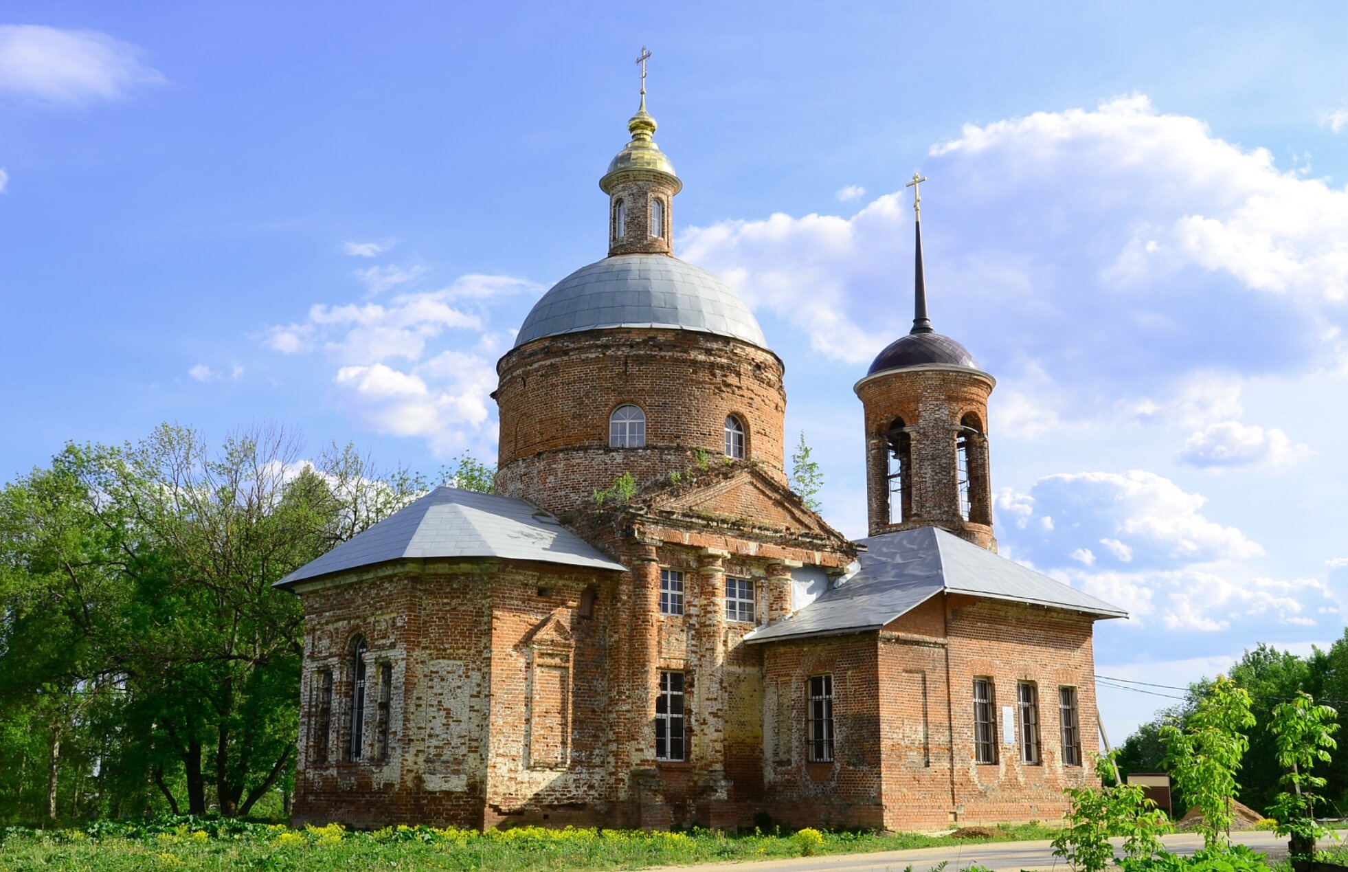 Церковь Рождества Пресвятой Богородицы в селе Махра