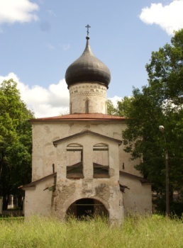 Храм Георгия Победоносца со Взвоза в Пскове