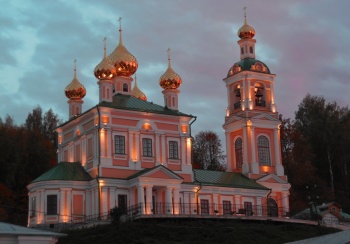 Церковь Воскресения Христова в Плёсе