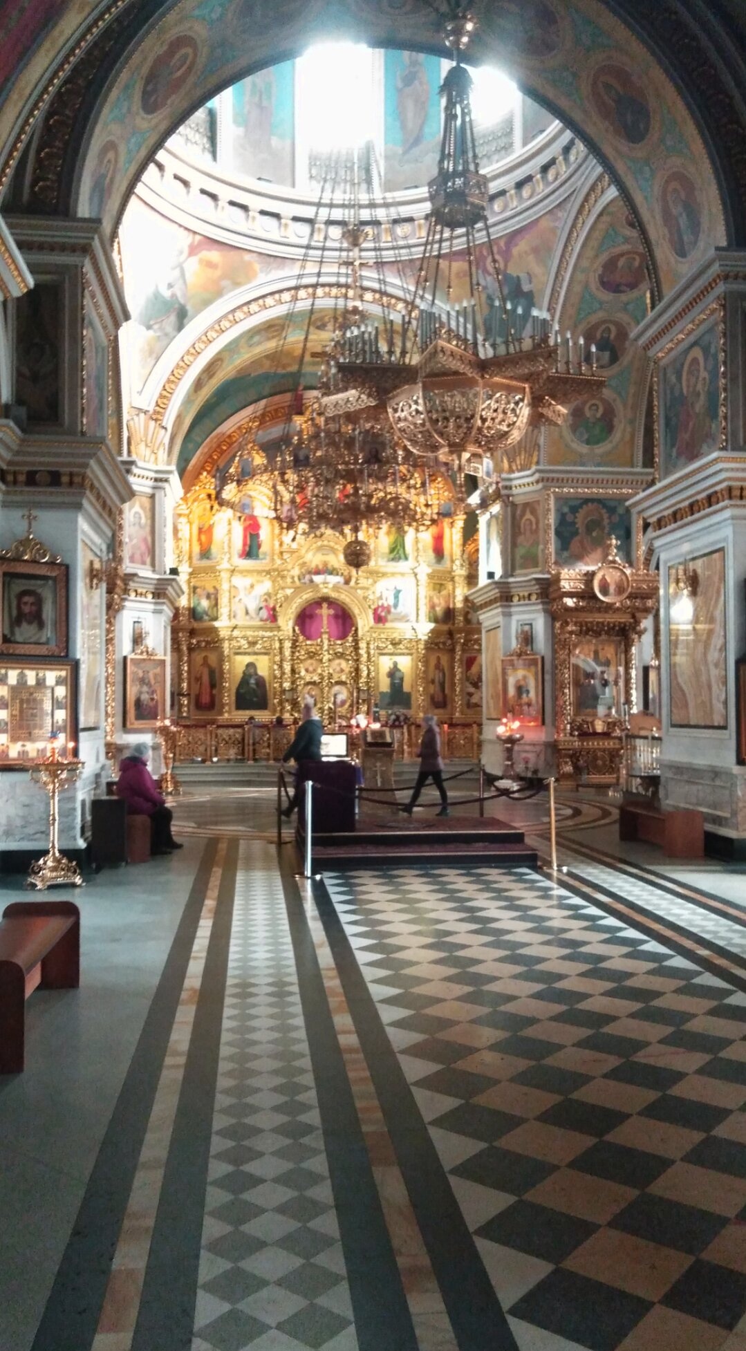 Интерьер Кафедрального собора Рождества Пресвятой Богородицы в Уфе