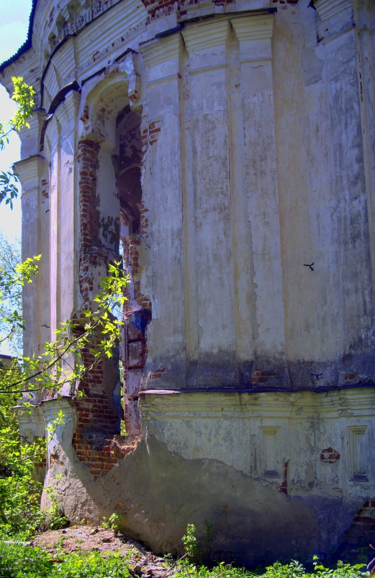 Церковь Преображения Господня в Хотылёво