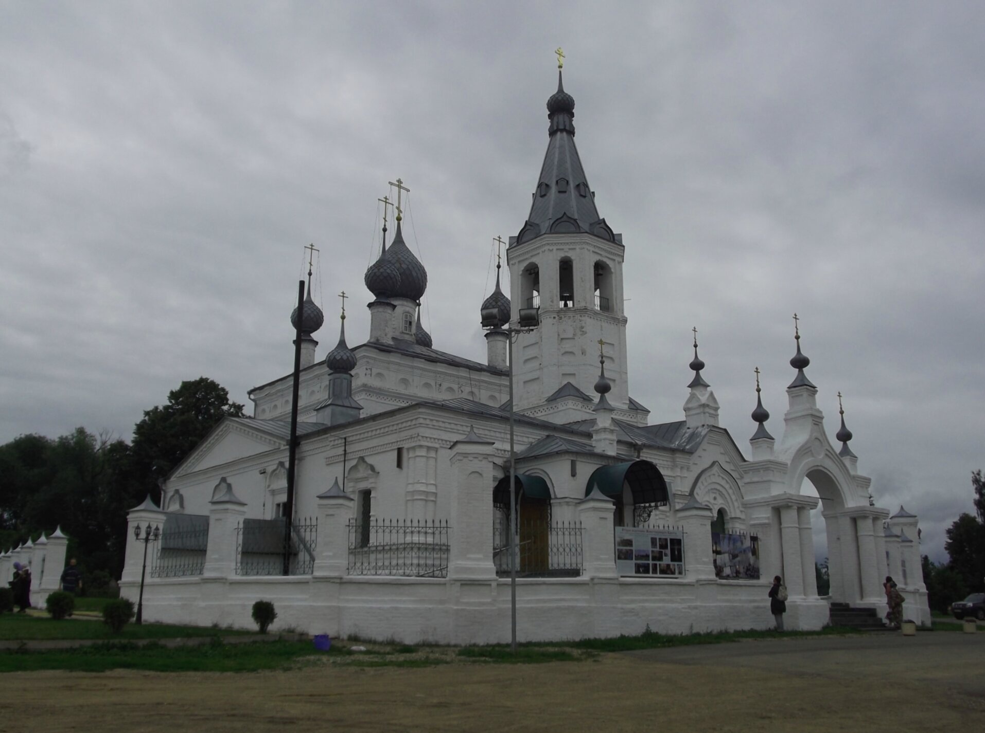 Храм святителя Иоанна Златоуста в селе Годеново