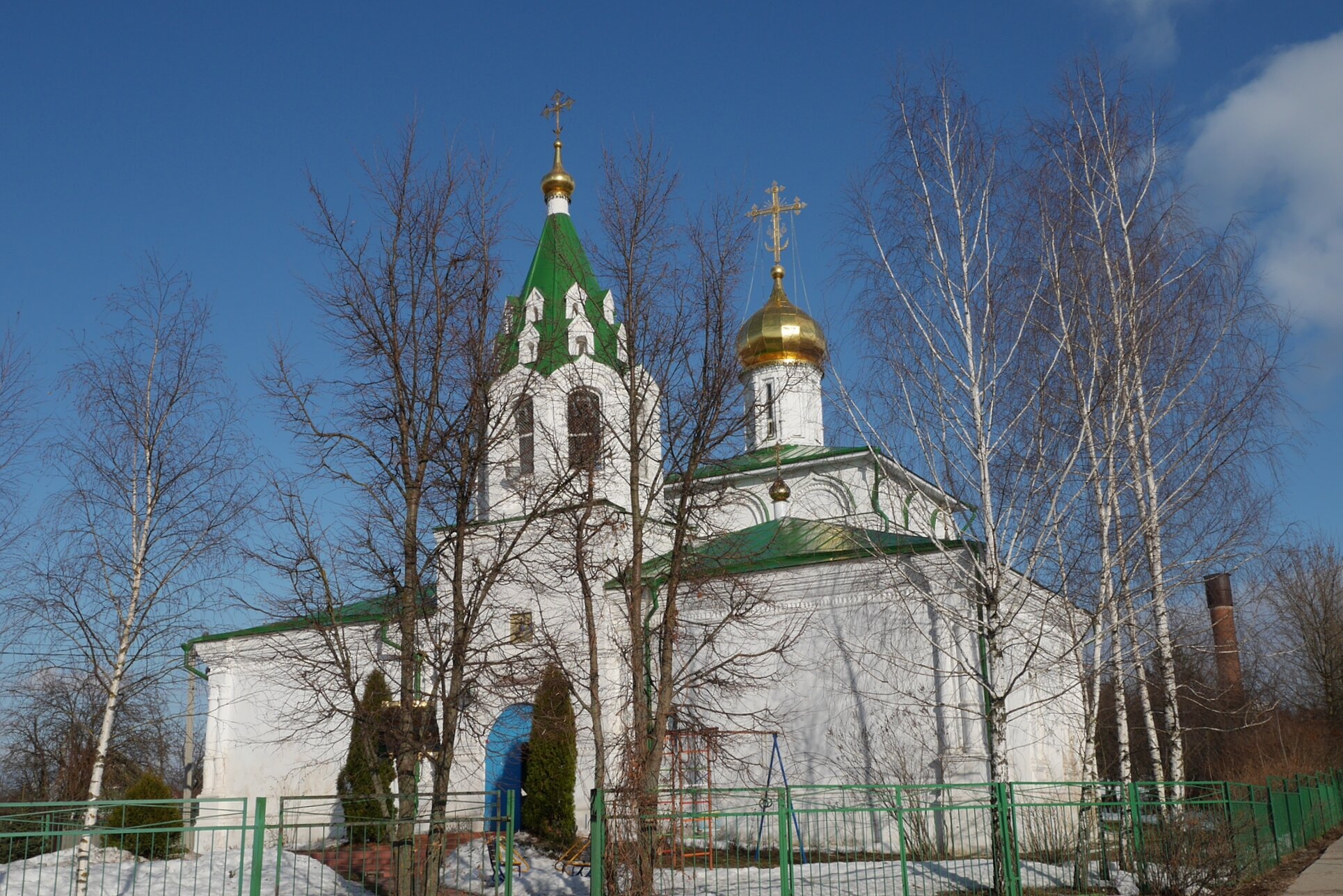 Церковь Троицы Живоначальной в селе Заворово