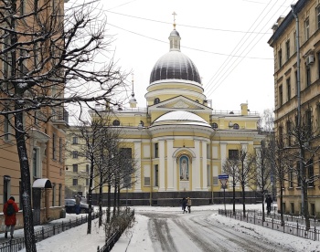 Церковь Рождества Христова на Песках в Санкт-Петербурге