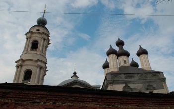 Храмовый ансамбль Спасо-Казанской церкви на Подоле в Калуге