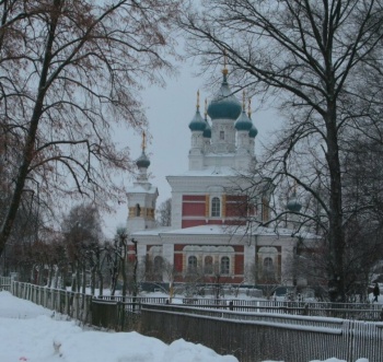 Храм Покрова Пресвятой Богородицы в Гатчине - зимняя фотография