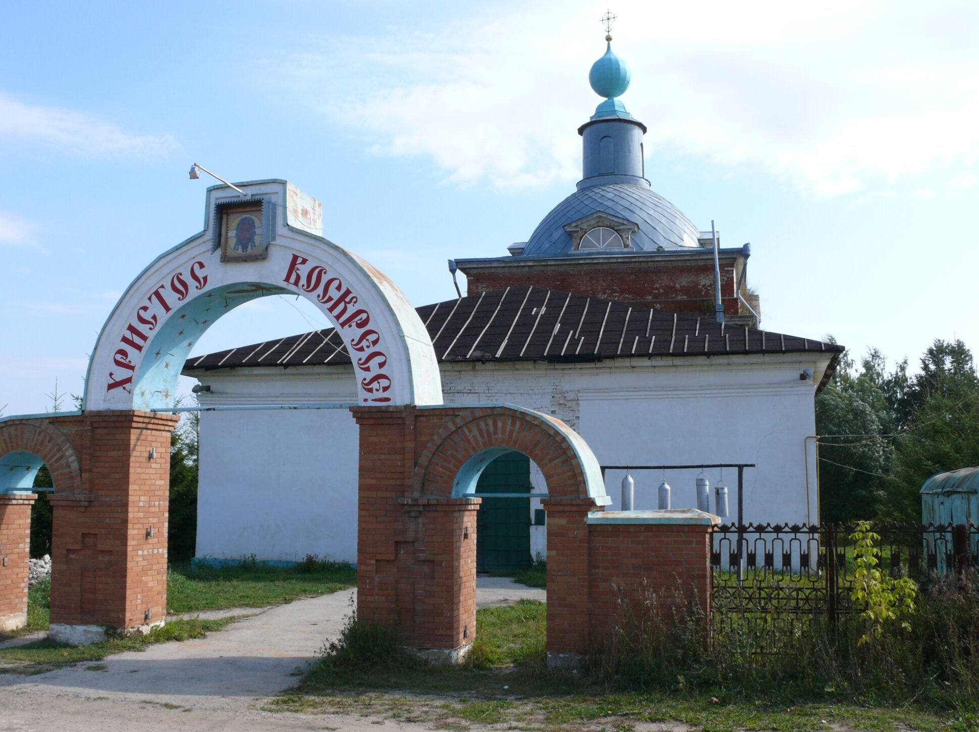 Церковь Воскресения Христова в Венёве
