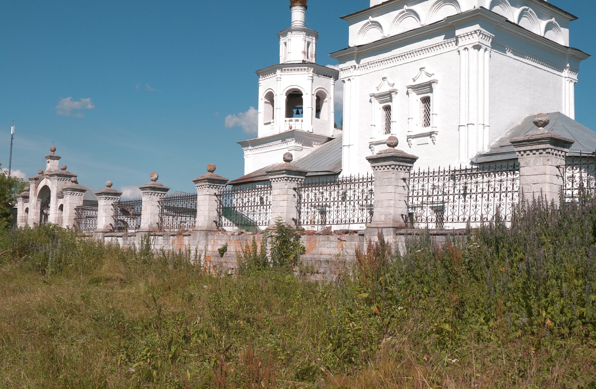 Церковь иконы Божией Матери «Всех скорбящих Радость» в селе Куртино