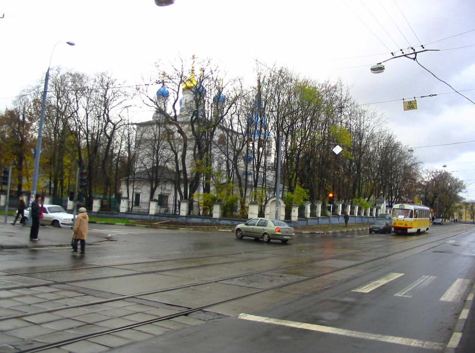 Храм Петра и Павла в Лефортове - архитектурная достопримечательность Москвы