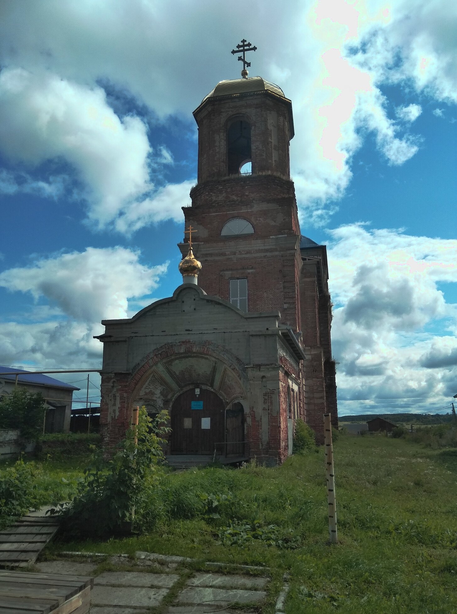 Храм Георгия Победоносца в селе Мироново