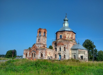 Храм Владимирской иконы Божией Матери в селе Крапивново