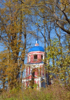Церковь Воскресения Христова в деревне Прутня