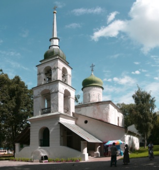 Храм Святой Великомученицы Анастасии Узорешительницы в Пскове