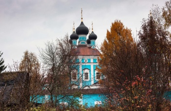 Церковь Введения во Храм Пресвятой Богородицы в селе Кравотынь