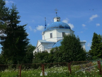 Церковь Рождества Пресвятой Богородицы в деревне Упирвичи