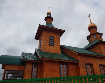 Храм святого великомученика Димитрия Солунского в Кажыме