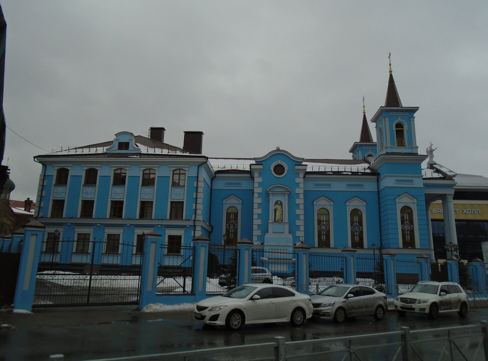 Храм Воздвижения Святого Креста в Казани