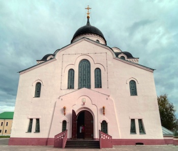 Воскресенский кафедральный собор в Твери