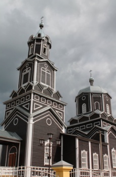 Храм Михаила Архангела в селе Холстовка