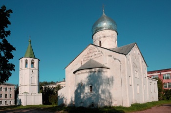 Церковь Димитрия Солунского на Славкове улице в Великом Новгороде