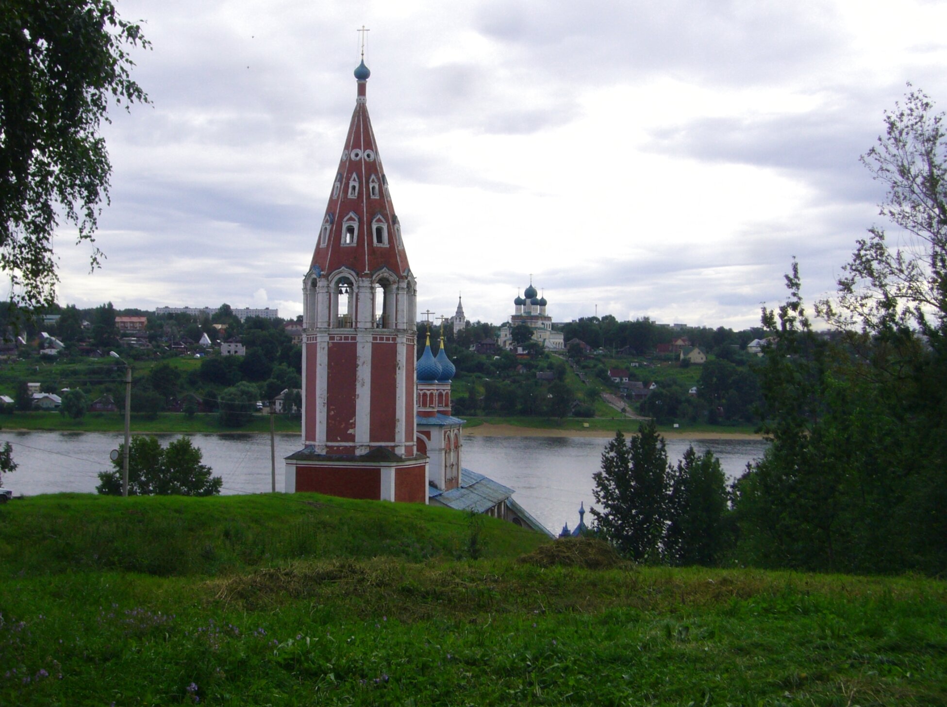 Казанская Преображенская церковь в Тутаеве