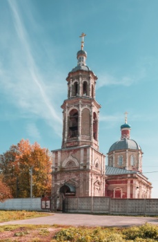 Храм Космы и Дамиана в Виноградово