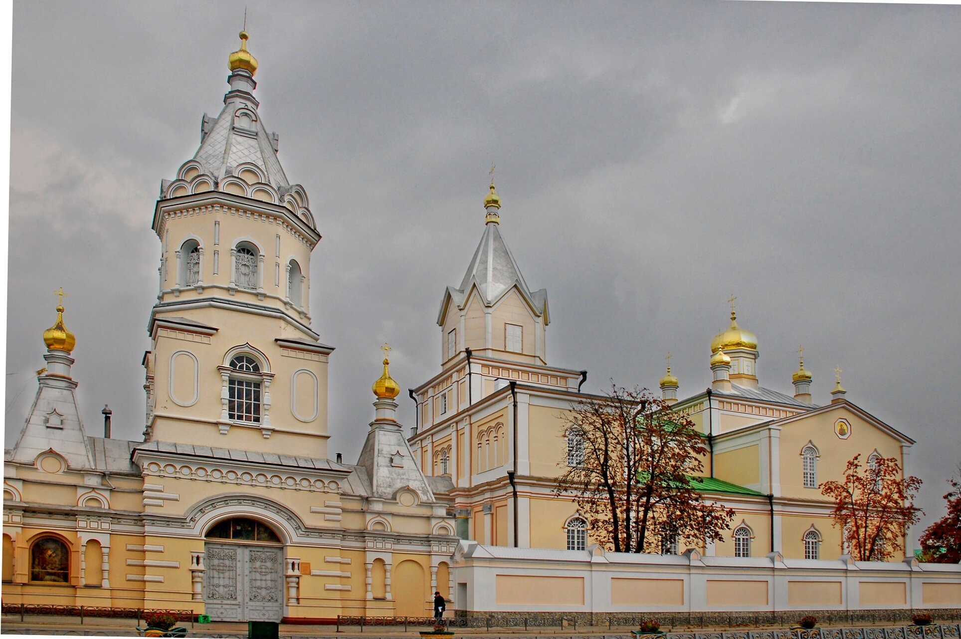 Свято-Троицкий Корецкий ставропигиальный женский монастырь