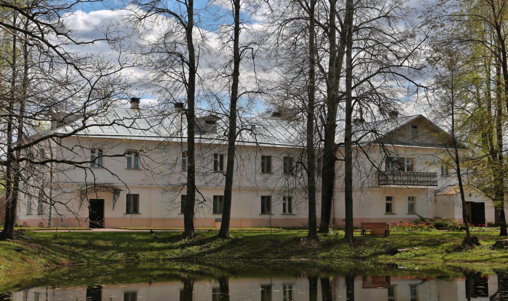 Восточный братский корпус Стефано-Махрищского монастыря