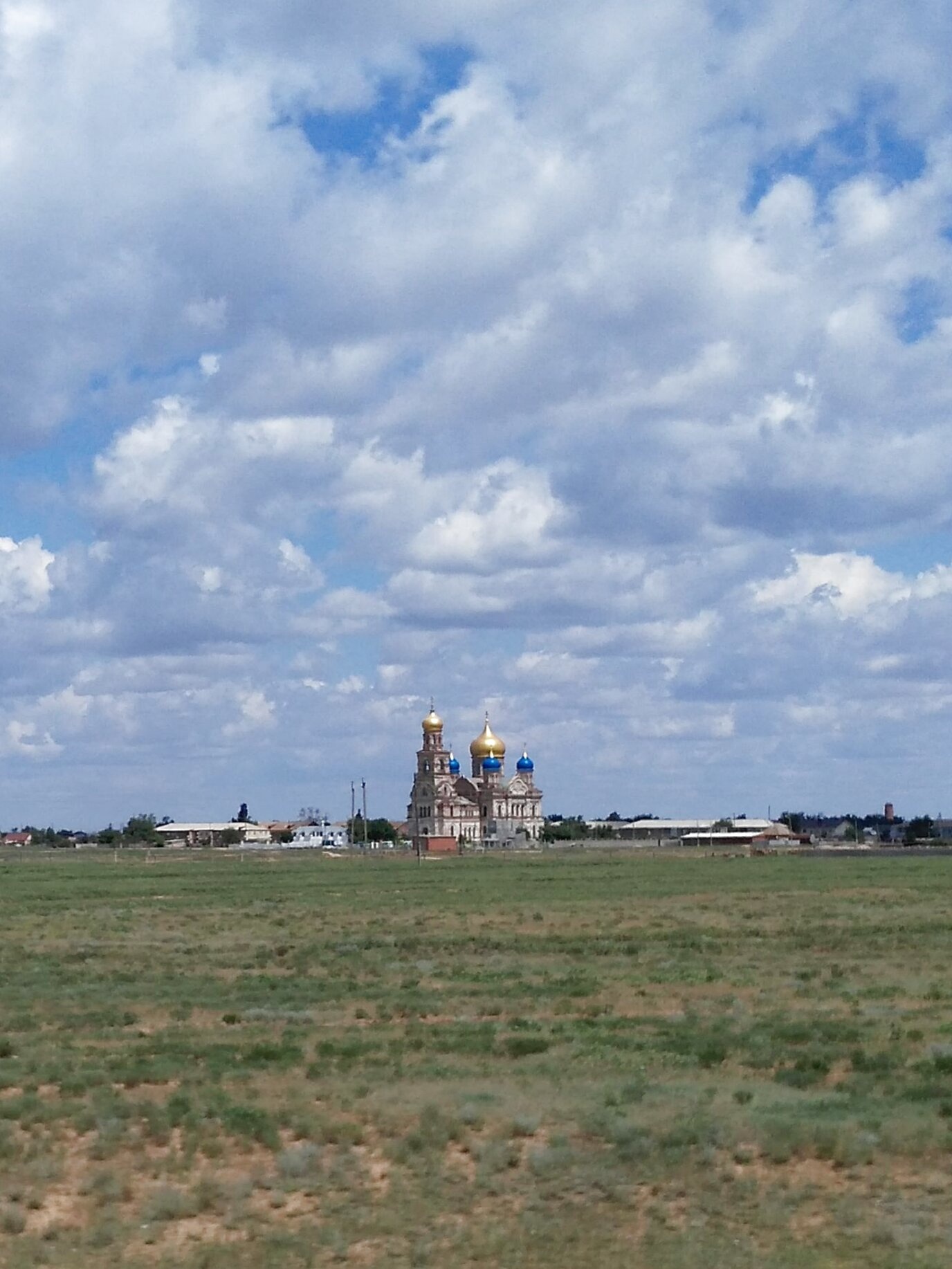 Никольская церковь: православный храм в традициях русского зодчества