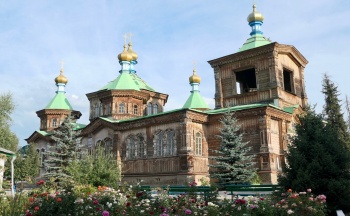 Свято-Троицкий собор в городе Каракол