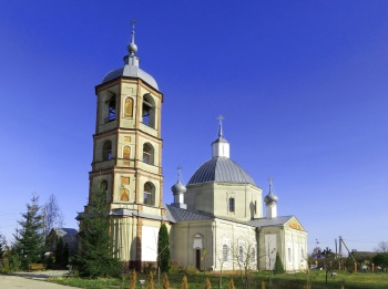 Храм Троицы Живоначальной в селе Троицкое