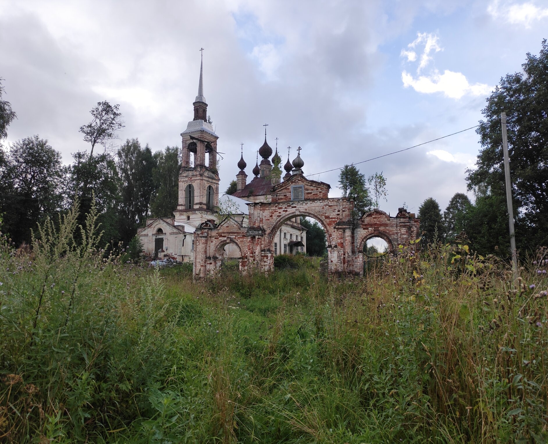 Церковь Успения Пресвятой Богородицы в селе Романово